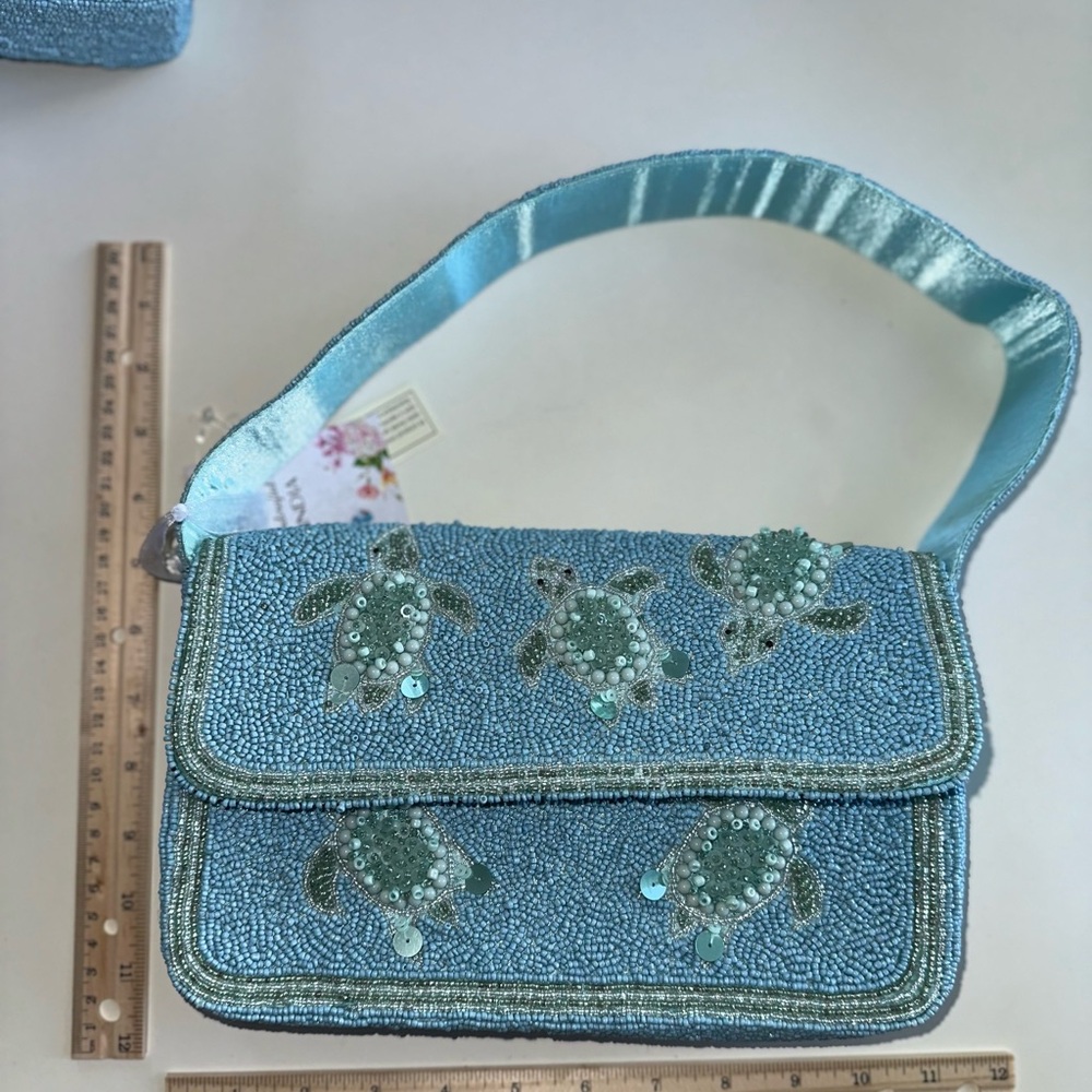 Viral Beaded Sea Turtle Design Blue Handbag